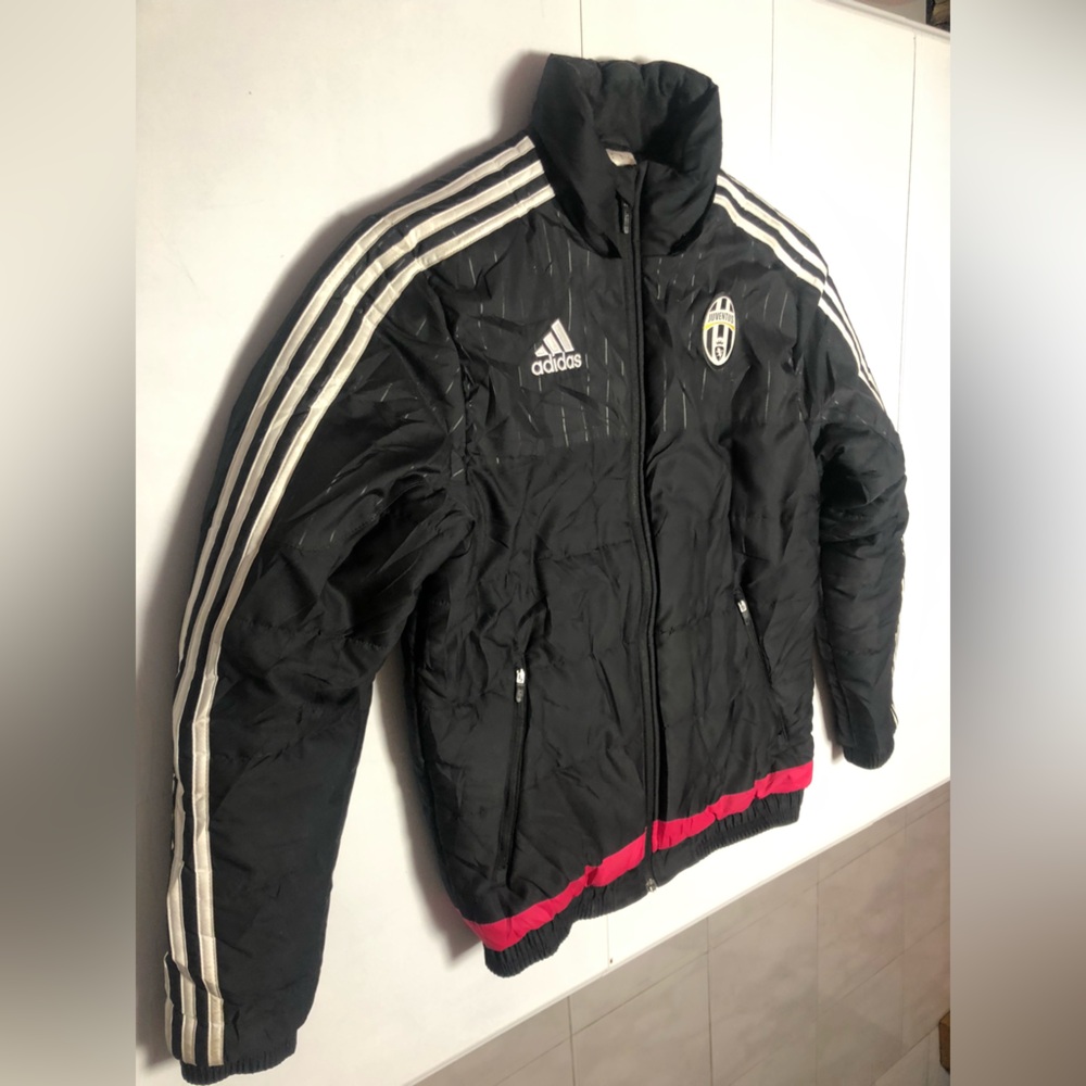 Vintage Adidas Black Juventus jacket - Picture 4 of 14
